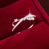 Anillo TK de Circonita Cúbica Diseño de Nicho Sentido de la Línea Forma de Corazón Alto Brillo Anillo para Mujer Joyería al por Mayor Suministro Exclusivo Transfronterizo