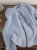 Suéter redondo suave y acogedor de pelo sintético de mapache color azul bruma para mujer, estilo grueso y perezoso, perfecto para otoño e invierno, un top de punto con capa interior esponjosa