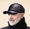 Chapéu masculino de meia-idade para outono e inverno, quente, grosso, à prova de vento, com proteção para as orelhas, camurça, forrado com fleece, adequado para ciclismo ao ar livre, estilo chapéu Lei Feng