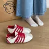 Zapatos Casuales de Moda Nuevos para Mujer Primavera/Verano 2026, Zapatos de Entrenamiento Negros Alemanes para Mujer, Súper Populares y Versátiles para Comercio Transfronterizo