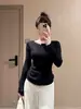 Camiseta Base de Punto Blanca Estilo Francés Hombros Descubiertos con Pedrería para Mujer, Top Elegante de Ajuste Delgado para Otoño e Invierno