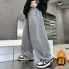 Pantalones de Estilo Otoño e Invierno para Niños con Forro Polar y Engrosamiento Nuevo Estilo 2026 de una Pieza de Polar para Niños Grandes de Otoño Pierna Recta Pantalones Largos Casuales para Niños