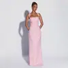 Vestido liso strapless único con lentejuelas para mujer, nuevo estilo primavera 2026, moderno sin mangas, con abertura, largo que ciñe la cintura