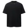 Camiseta Masculina de Manga Curta em Metal Preto com Estrela Decorada e Punho Desgastado, Simples, Moda Urbana
