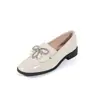Zapatos de charol con lazo de strass para chica JK, mocasines de tacón bajo para otoño 2026, zapatos de mujer de punta redonda con corte profundo