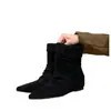 Versátil 2026 Botas Martin de Couro Macio Salto Escondido Botas Curtas Empilhadas Botas Outono Cano Curto Slip-on Bico Fino Couro Fosco Outono/Inverno