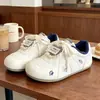 Zapatillas Blancas Gruesas de Estilo Alemán Lindas y Originales para Mujer, Nueva Colección Primavera 2026 Chic Nicho Versátiles Deportivas de Cuero Versión Coreana