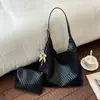 Bolso de axila de alta gama para mujer 2026 nuevo de moda tejido patrón vintage de un solo hombro bolso madre-hija transfronterizo