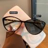 Gafas de estilo retro con montura de leopardo y diseño de ojo de gato, con cambio de color, ultraligeras, anti-luz azul y adelgazantes.