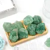 Direto da Fábrica Cristal Natural Morango Verde Pedra Bruta Pedrinhas Pedra Difusora Pedra de Aromaterapia Ornamentos de Cristal DIY com Contas