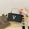 Bolsa Cuadrada Pequeña de Moda Personalizada Verano 2026 Bolso de Mano Hombro Cruzado de Tendencia Bolso de Mano Diseño de Nicho para Mujer