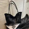 Bolsa feminina tendência de grande capacidade 2026 nova bolsa de ombro de design de nicho de luxo leve para o trabalho e uso diário, bolsa tote de ombro