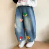 Jeans Scimitar para Niñas Pequeñas Estilo Primavera y Otoño 2026 Ropa de Primavera Suelta Elegante para Niños Pantalones Largos de Caricatura para Bebé Niña