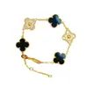 Joyas chapadas en oro de la misma tienda: Pulsera de trébol de cuatro hojas de cinco flores con incrustaciones de ágata negra para mujer, pulsera de trébol de la suerte, moderna y versátil