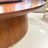 Mesa de Comedor de Madera Inclinada con Elevación Eléctrica, Muebles de Comedor de Madera Maciza, Sillas de Comedor Foshan, Mesa Redonda de Hotel, Mesa de Comedor Giratoria Grande de Madera Maciza Completa