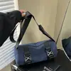 Bolsa Cilíndrica Estilo Ropa de Trabajo Versátil Cuadros Impermeable Bolso de Hombro Moderno Bolso Cruzado para Viajero Frecuente Mochila Casual Japonesa