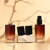 Fabricante Original Botella Hexagonal de 30ml para Base Líquida Loción Cosmética Transparente de Vidrio Botella con Dispensador Venta al por Mayor