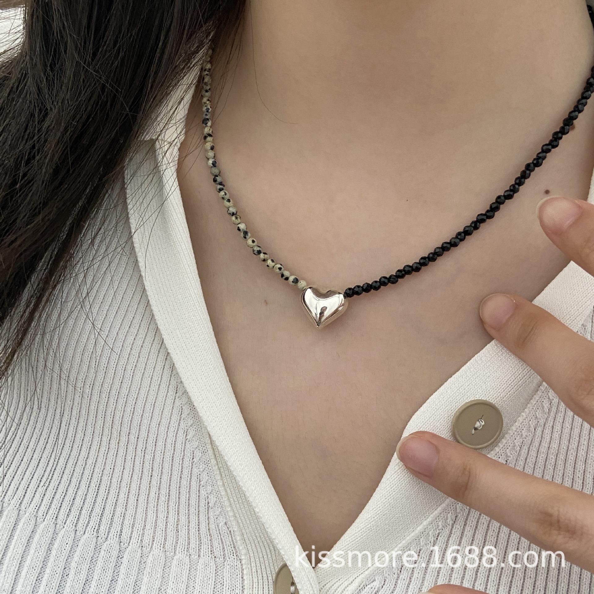 斑点石合成黑尖晶爱心纯银项链16.jpg