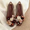Charms de flor de miçangas artificiais para sapatos, estilo novo de alta qualidade para o verão, sapatos de cristal, sapatos de gelatina, sapatos perfurados estilo coreano, sapatos de salto único