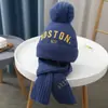 Conjunto de Cachecol de Inverno para Crianças de Meia-Idade e Mais Velhas, Gorro de Lã para Meninos, Meninas e Crianças Indo para a Escola, Gorro Tricotado de Duas Peças Espessado e Quente