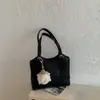Bolso de Gran Capacidad de Moda para Viajes Diarios de Mujeres, Nuevo Bolso Tote Otoño Temprano 2026, Bolso de Mano y Bolso de Hombro Elegantes y Atractivos