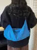 Bolso de Mano Tipo Dumpling Clásico Transfronterizo Otoño e Invierno, Bolso de Mano Elegante de Gran Capacidad, Bolso Casual Versátil Plegado Mate