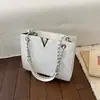 Primavera 2026 Nuevo Bolso de Hombro con Cadena y Patrón de Diamantes de Alta Calidad, Gran Capacidad, Moderno y Elegante, Bolso Cruzado