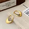 Pendientes Geométricos de Diseño Minimalista de Nicho Moda Transfronteriza Versátiles para el Trayecto Diario Lujo Ligero Sensación de Alta Gama Pendientes Chapados en Cobre Dorado