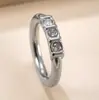 Joias de Aço Titânio Mais Vendidas no Japão e na Coreia Anel de Diamante Micro-Incustado de 4 mm Anel Simples de Aço Inoxidável de Alta Qualidade Fábrica Atacadista