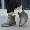 Botas de Lluvia Impermeables de Caña Corta Estilo Nuevo para Hombre Botas de Lluvia de Moda Engrosadas Antideslizantes Resistentes al Desgaste Botas de Agua Cálidas para Adultos al Aire Libre