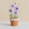 Ramo de Fresias Hecho a Mano de Ganchillo, Decoración de Escritorio de Flor en Maceta Simulada, Flor de Punto Creativa Flor de Lana Planta en Maceta Terminada