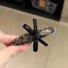 Pinza para el Cabello con Lazo de Pedrería de Lujo Ligero y Alta Gama, Pinza Lateral para Flequillo para Mujer, Pinza de Pato Simple y Versátil para Mujer