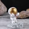 Suporte de Mesa para Celular Astronauta de Resina Enfeites Criativos de Astronauta Fofo Homem Preguiçoso Perseguindo Drama Artefato Presente