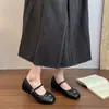 Novos Sapatos Mary Jane Acolchoados Estilo Francês Inspirados em Chanel para Primavera com Salto Oculto de 3cm, Sapatos de Ballet Simples para Uso Externo