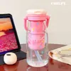 Copo de Plástico para Meninas com Alto Apelo Estético, Novo Modelo 2026, Design Simples com Canudo e Compartimento para Chá, Copo Portátil para Estudantes