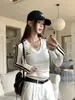 Camisa de outono nova estilo para mulheres plus size, com gola bordada de letras e manga longa, top slim e que valoriza a silhueta para mulheres plus size