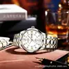 Reloj para Hombre de Acero con Calendario Doble Personalizado de Lujo Gama Alta Luminoso de Cuarzo Reloj de Negocios para Hombre Venta al por Mayor