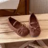 Zapatos Infantiles de Cuero Mate Francés 2026 Primavera/Otoño Nuevo Estilo Coreano Zapatos de Princesa con Lazo para Niñas Suela Suave Versátiles Zapatos de Vestir