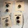 Otoño Invierno Bola de Lana Accesorios de Ropa Infantil Tela Hecha a Mano Original Bonito Bordado Broche