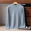 Ropa de punto casual para hombres urbanos, nuevo suéter de cachemir otoño/invierno 2010 con cuello semi-alto, adecuado para ropa de negocios informal, grueso
