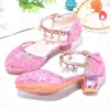 Novos sapatos de cristal prateados para desfile de meninas 2024 com vestido sapatos de princesa sandálias de salto alto com bico fechado infantis coreanas