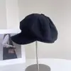 2026 Sombrero Octagonal Retro a Cuadros Simple Versátil para Mujer, Elegante y Versátil Gorra de Periódico con Protección Solar para Primavera