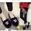 Sapatos de Pelo de Coelho para Mulheres, Sapatos Gorro para Mulheres, Roupa Externa de Outono e Inverno, Novos Sapatos Baixos 2025, Solas Baixas, Forrados com Lã, Tamanho Grande, Estilo Quente de Celebridade da Internet