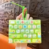 Llavero creativo para aliviar el estrés de animales pequeños, juguete divertido para estudiantes, colgante de teclado mecánico de 26 teclas, venta al por mayor de regalos
