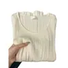 Suéter tejido de color sólido suave estilo coreano con cuello cuadrado y manga larga para mujer, otoño e invierno, puro y seductor, adelgazante, capa interior de moda