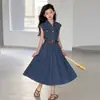 Vestido de Verano para Niñas Niños Retro Nostálgico Sin Mangas Tencel Mezclilla Vestido Moda Niños Medianos y Grandes Cintura Ceñida