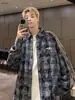 Camisa de manga larga a cuadros tie-dye de tres rayas para hombre, nueva chaqueta de camisa holgada estilo retro americano primavera/otoño 2024