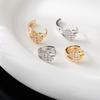Brincos Elegantes Franceses Vazados com Fileira Diagonal de Diamantes, Argolas de Orelha, Zircônia Cheia de Diamantes, Brincos Elegantes de Luxo Acessível, Argolas de Orelha da Moda e Personalizadas