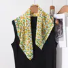 Pañuelo Cuadrado Pequeño 100% Algodón, Suave y Amigable con la Piel, Transpirable, Adecuado para Todas las Estaciones, Estilo Artístico, Pañuelo Decorativo Versátil, Bufanda para Cuello para Mujer