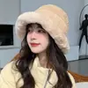 Sombrero tipo cubo mongol con protección para las orejas de terciopelo para otoño e invierno, bufanda para la cabeza con ala enrollada para mujer, sombrero de felpa grueso y a prueba de viento, cálido para el frío